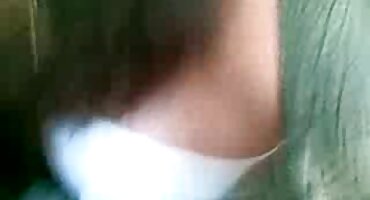 ഒരു സ്ത്രീയുടെ എണ്ണമയമുള്ള കഴുത പുരുഷനിൽ ശക്തിയുടെ വർദ്ധനവിന് കാരണമാകുന്നു