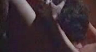 മിൽഫ് അയൽക്കാരന്റെ അടുപ്പമുള്ള ഫോട്ടോകൾ എറിഞ്ഞു അവനെ ഫക്ക് വിളിച്ചു