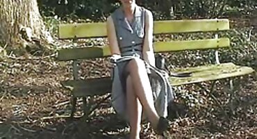 ടാറ്റൂ ചെയ്ത പെൺകുട്ടി മനുഷ്യൻ ഒരു പുസ്സി നക്കി ഒരു ചൂടുള്ള ഫക്ക് ലഭിച്ചു