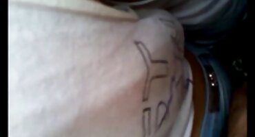 കാമുകനൊപ്പം ഫക്കിംഗ് ആസ്വദിക്കാൻ ബാത്ത്റൂം വിട്ടു