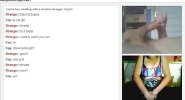 ഒരു പുതിയ സുഹൃത്തിന്റെ കാറിൽ പോലും കോഴിയെ മുക്കിക്കളയാൻ സ്കിൻ ബിയോണ്ട ബ്ലോണ്ട് തയ്യാറാണ്