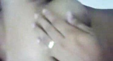 സ്കിൻ ഗ്രച് ചെറിയ പെൺകുട്ടി ജോലിക്ക് മുമ്പ് ആൺകുട്ടിയുമായി രാവിലെ