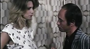 അച്യുതാനന്ദൻ പുരുഷന്മാരുടെ കോക്സ് റൈഡിംഗ് സുന്ദരിമാർ