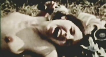 ചൂടുള്ള കാര്യം വികാരപരമായി ഒരു ആൺകുട്ടിയുമായി ഫക്സ്ചെയ്യുന്നു മുഖത്ത് കം എടുക്കുന്നു