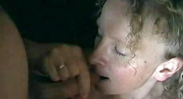 സുഹൃത്ത് കൂടെ ഗയ് തന്റെ കാമുകി സമനിരപ്പുണ്ടാക്കുക